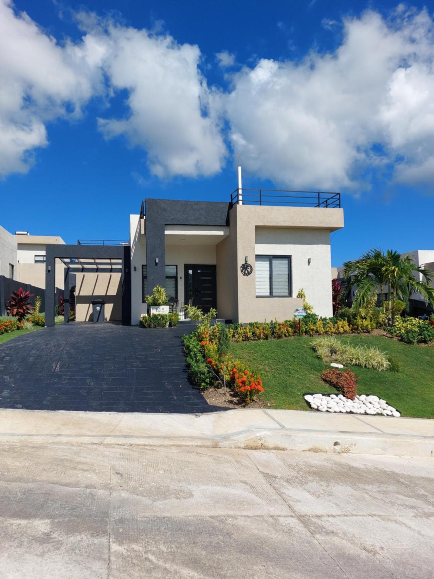 Pyramid Joy, 2 Bedroom Villa, Ocho Rios, Jamaica Exterior photo