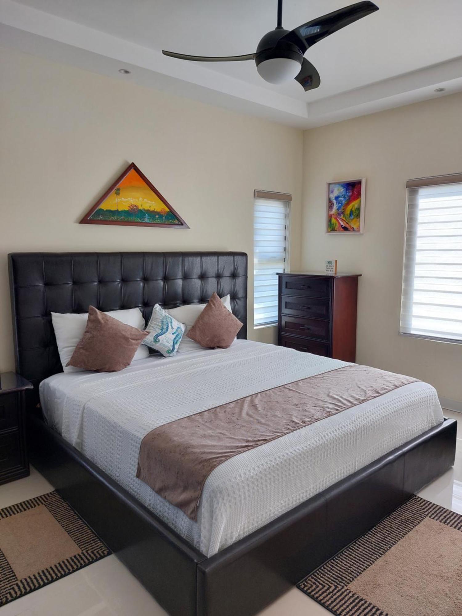 Pyramid Joy, 2 Bedroom Villa, Ocho Rios, Jamaica Exterior photo